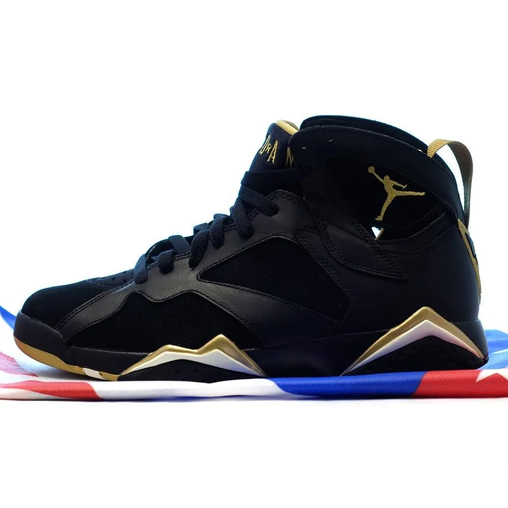 Air Jordan - Golden Moments Pack 6 - 7 Retro