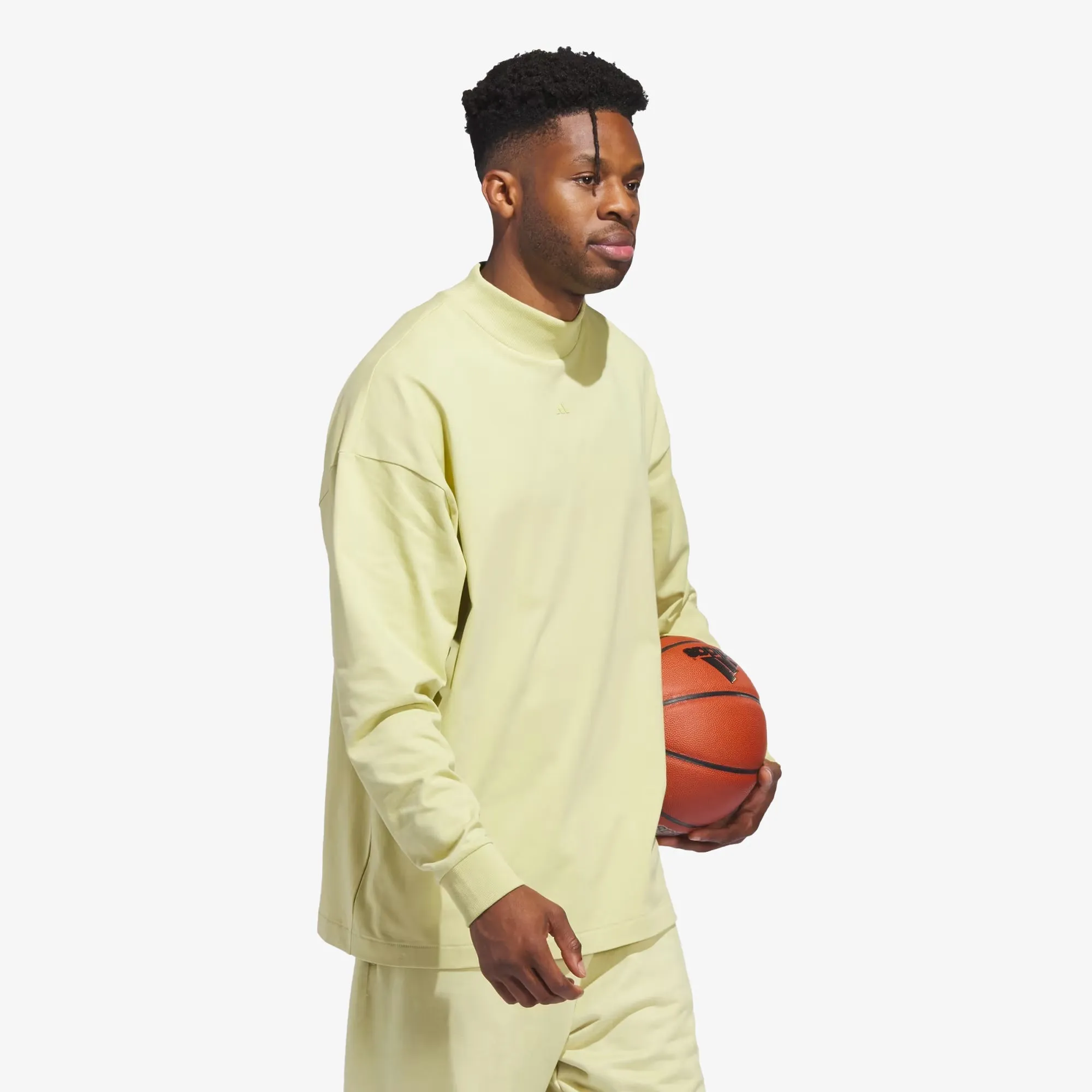 BASKETBALL LONG SLEEVE TEE 'HALO GOLD'