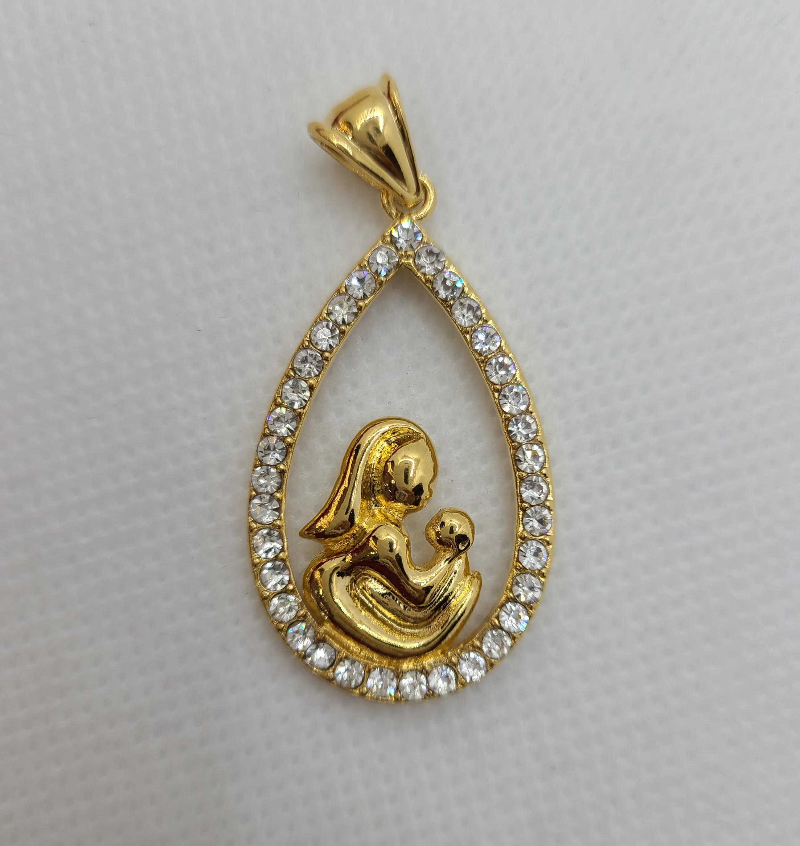 Gold plated mother&baby pendant