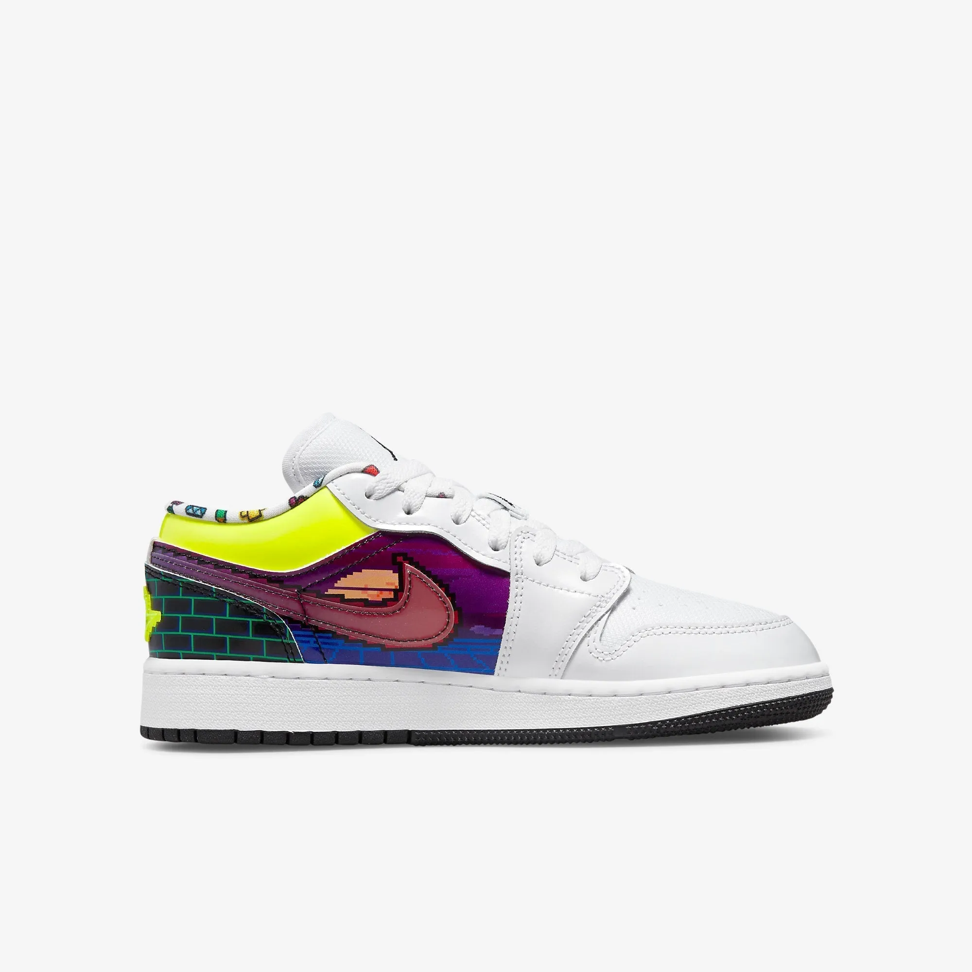 (GS) Air Jordan 1 Low 'Old School Gaming' (2022) DM8969-114