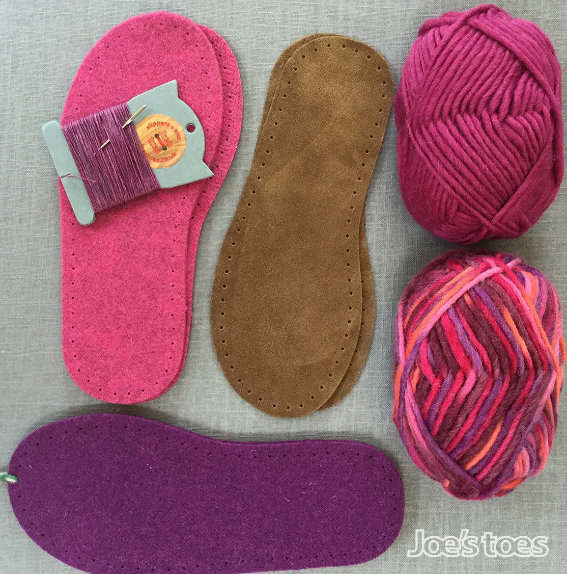 Joe's Toes Sarah Crochet Slipper Kit - Blossom or Fuchsia Mix