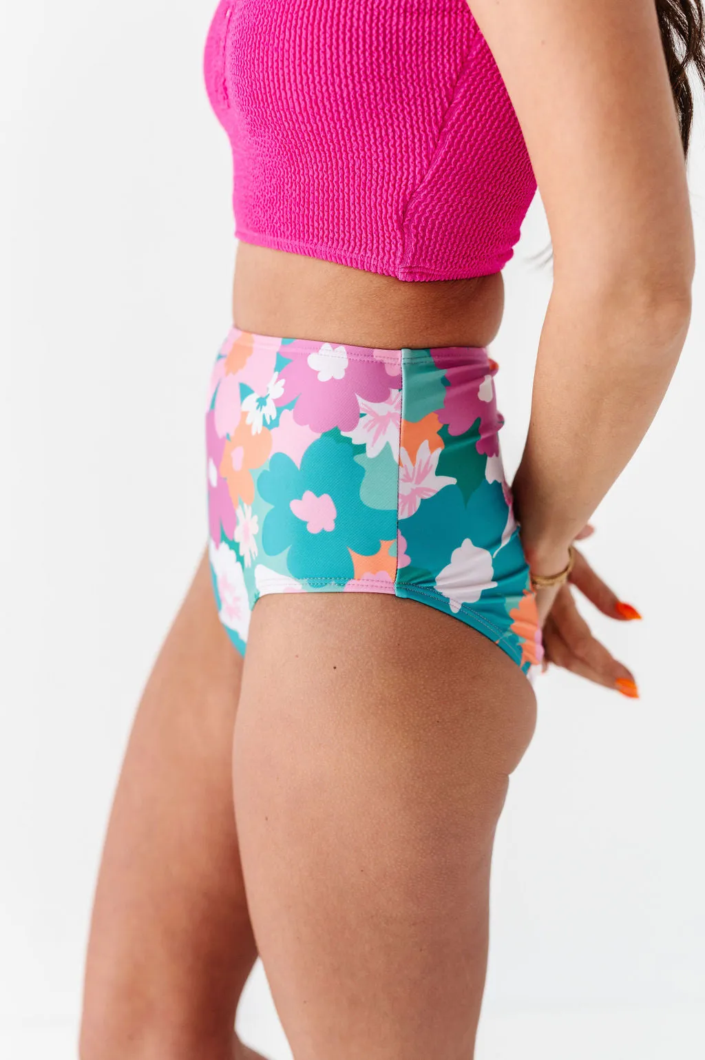 Mid Rise Bottoms in Oasis Floral