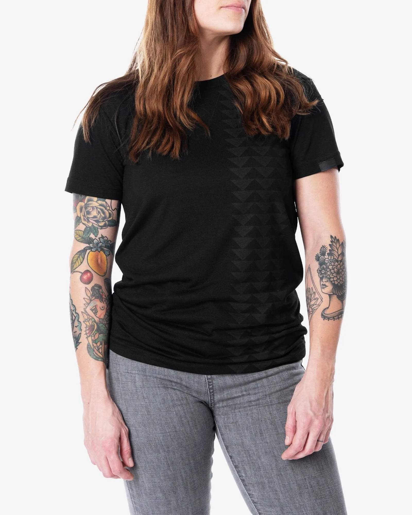 Nakoa Tee - Black Wolf • Poly/Cotton