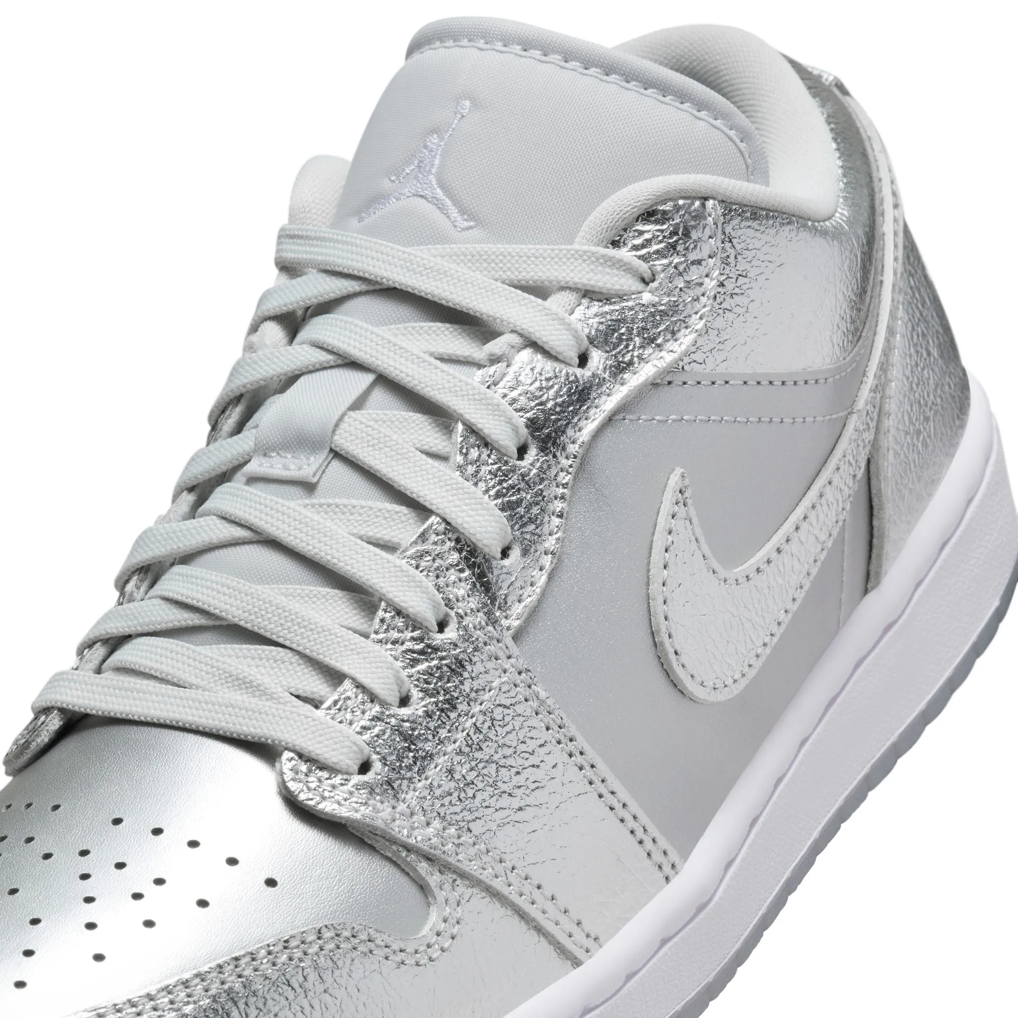 WMNS Air Jordan 1 Low SE "Metallic Silver"